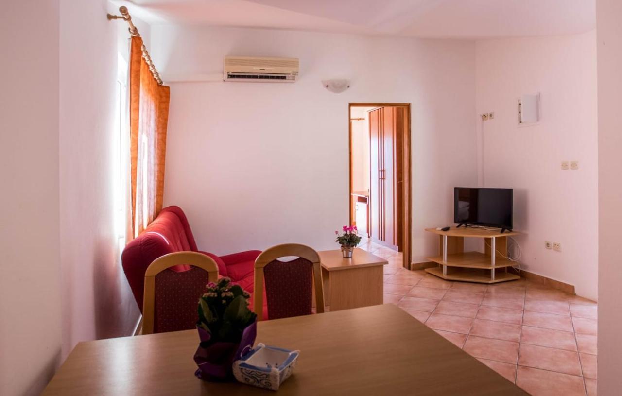 Apartmani Nikoletic Клек Экстерьер фото